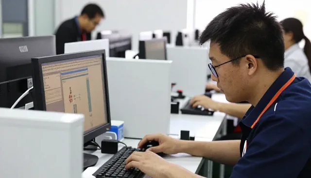 上海思翩商贸有限公司助力批发零售实现批发零售升级